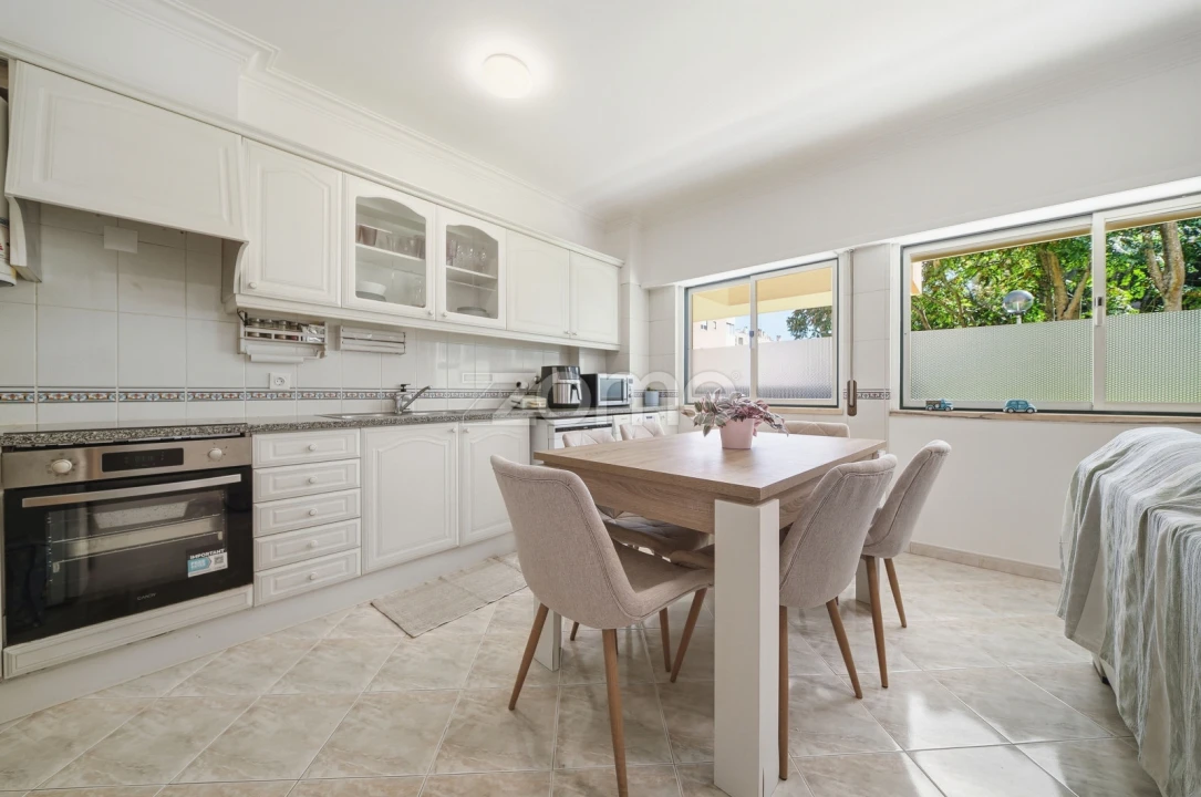 Apartamento T2 para Venda em Cacém e São Marcos Foto 3