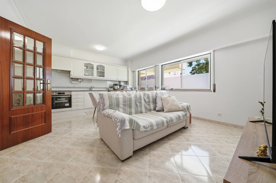 Apartamento T2 para Venda em Cacém e São Marcos Foto 5