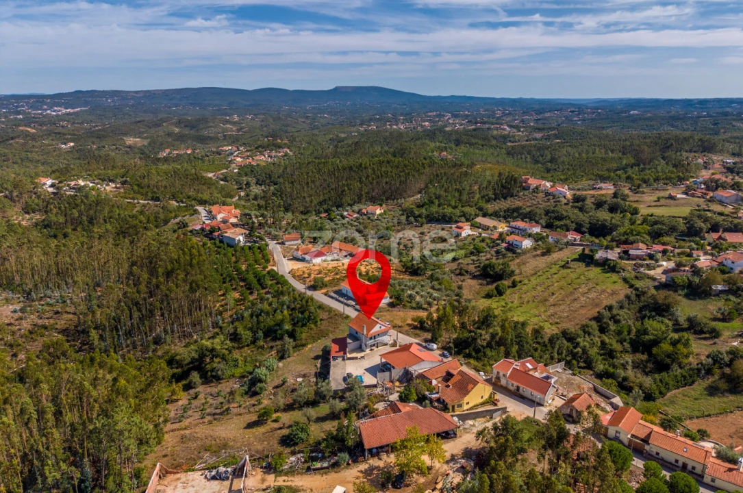 Moradia T5 para Venda em Santiago da Guarda Foto 39