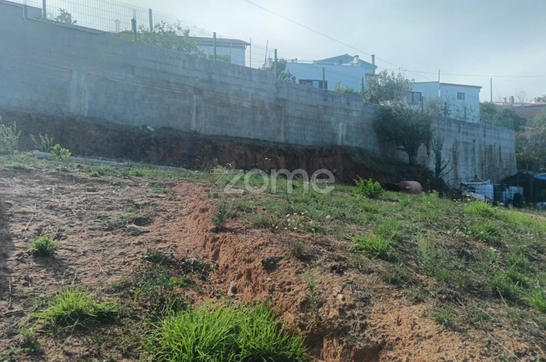 Moradia T2 para Venda em Tavarede Foto 32