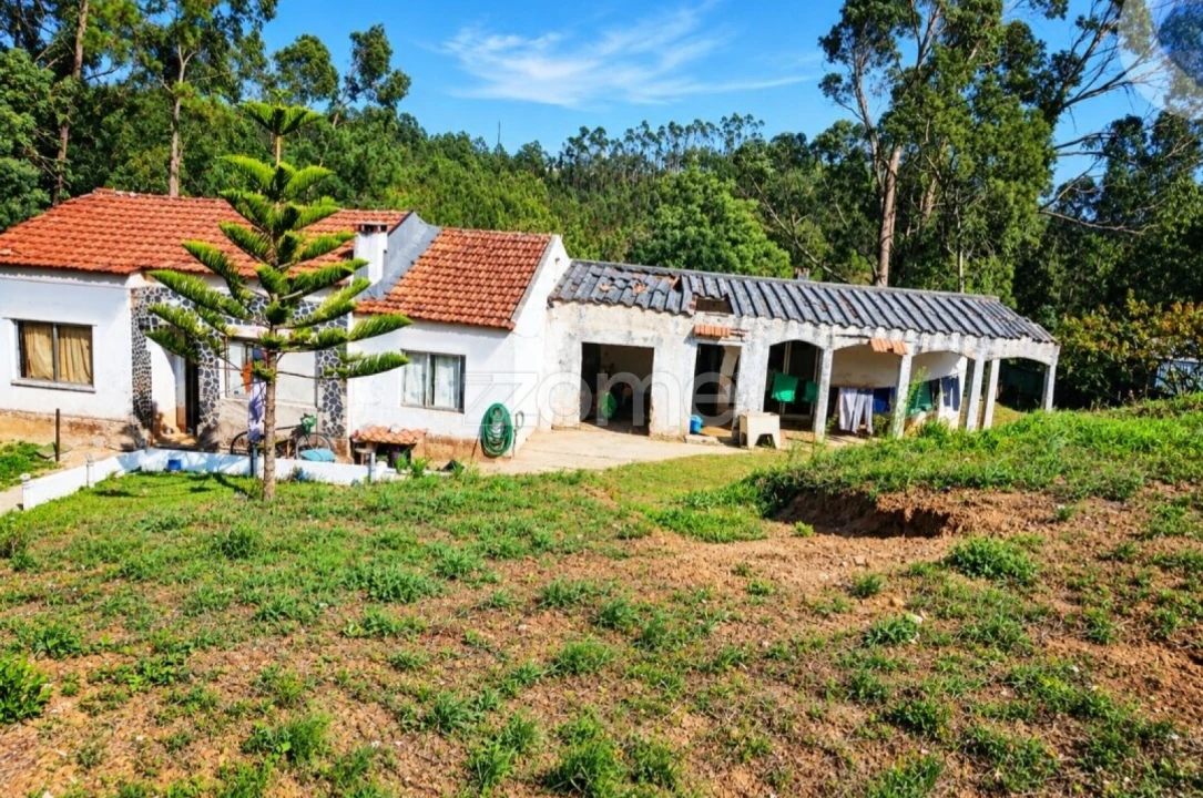 Moradia T2 para Venda em Tavarede Foto 1