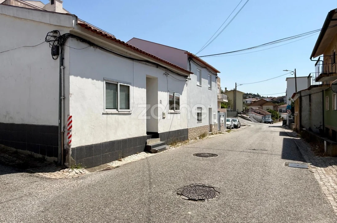 Moradia T3 para Venda em São Martinho do Bispo e Ribeira de Frades Foto 3