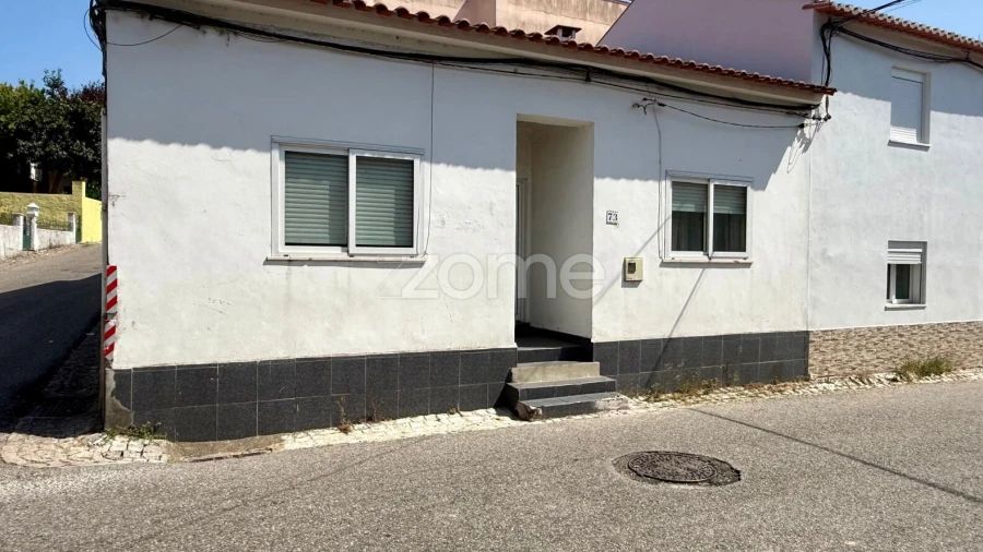 Moradia T3 para Venda em São Martinho do Bispo e Ribeira de Frades