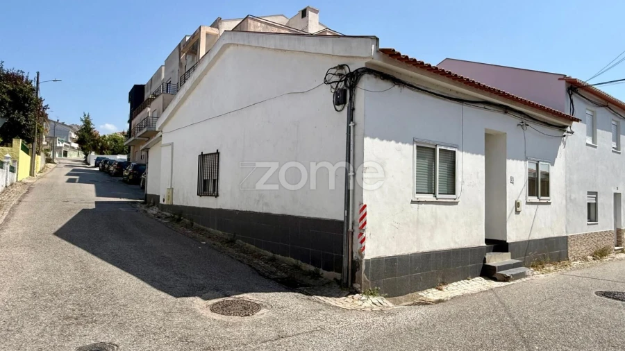 Moradia T3 para Venda em São Martinho do Bispo e Ribeira de Frades