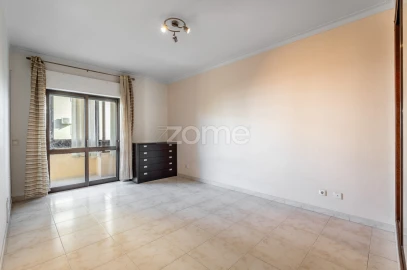 Apartamento T3 para Venda em Portimão