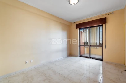 Apartamento T3 para Venda em Portimão