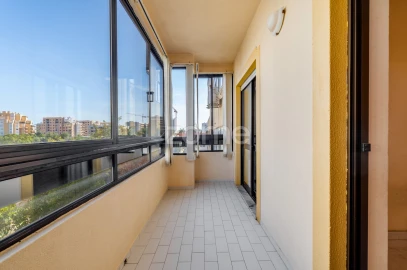 Apartamento T3 para Venda em Portimão