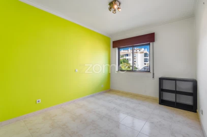 Apartamento T3 para Venda em Portimão