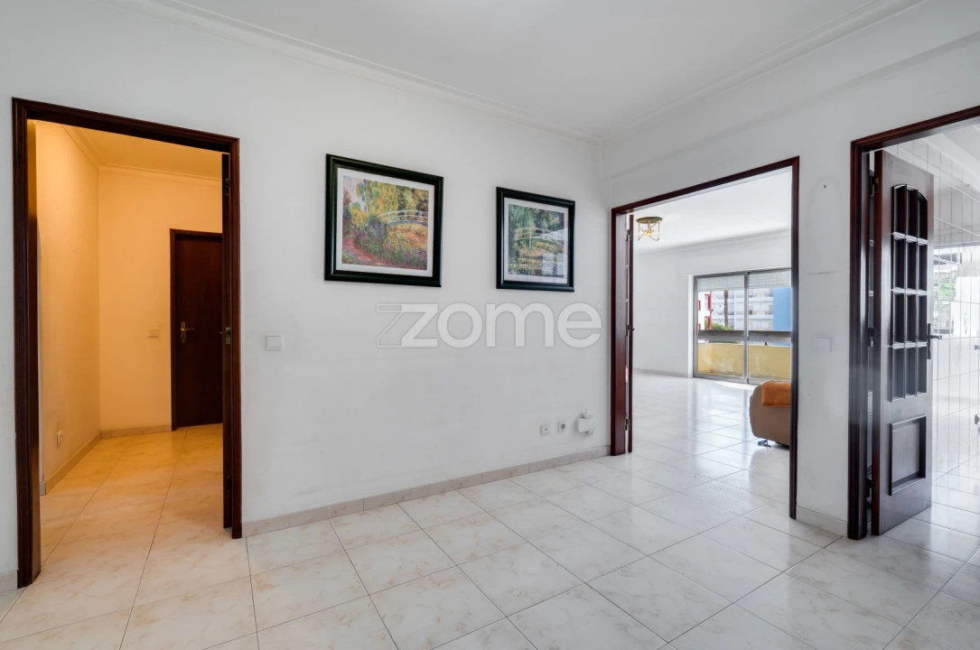 Apartamento T3 para Venda em Portimão Foto 12