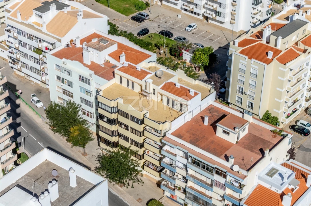 Apartamento T3 para Venda em Portimão Foto 30