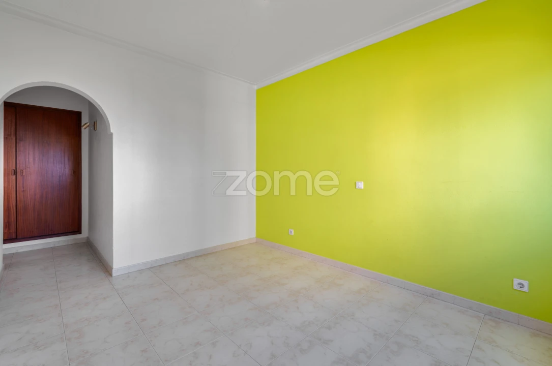 Apartamento T3 para Venda em Portimão Foto 15