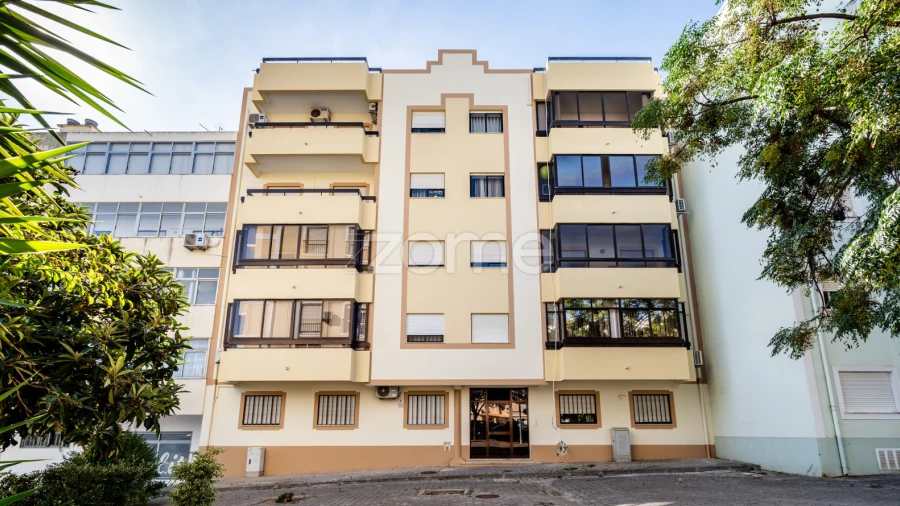 Apartamento T3 para Venda em Portimão