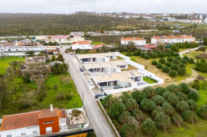 Moradia T4 para Venda em Marrazes e Barosa