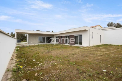 Moradia T4 para Venda em Marrazes e Barosa
