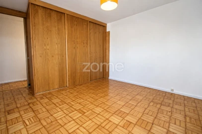 Apartamento T3 para Venda em Braga (São José de São Lázaro e São João do Souto)