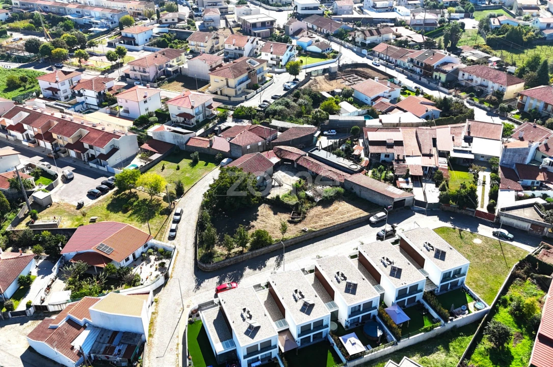 Moradia T3 para Venda em Merelim (São Paio), Panoias e Parada de Tibães Foto 5