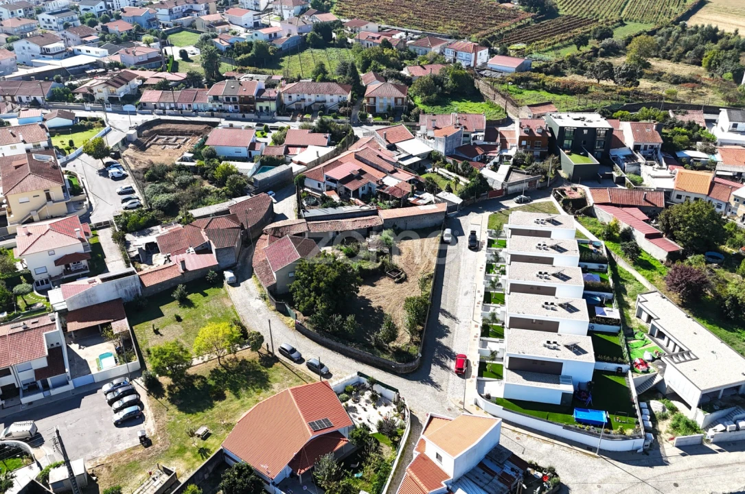 Moradia T3 para Venda em Merelim (São Paio), Panoias e Parada de Tibães Foto 6
