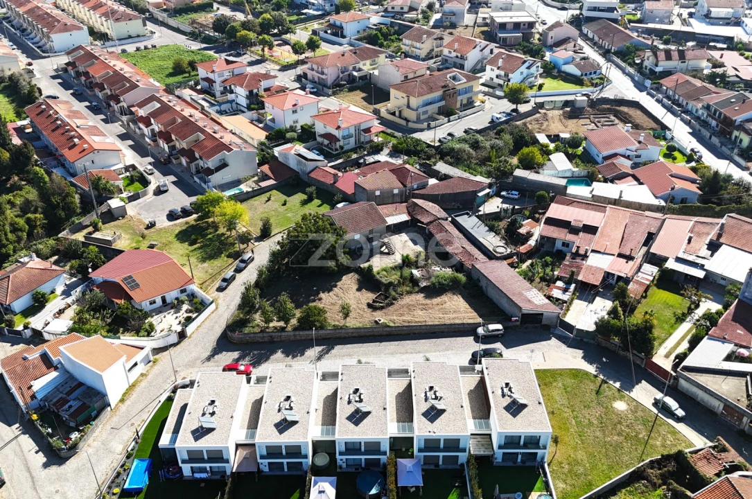 Moradia T3 para Venda em Merelim (São Paio), Panoias e Parada de Tibães Foto 3
