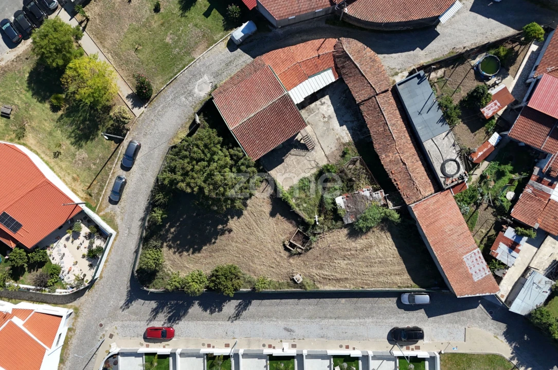 Moradia T3 para Venda em Merelim (São Paio), Panoias e Parada de Tibães Foto 7