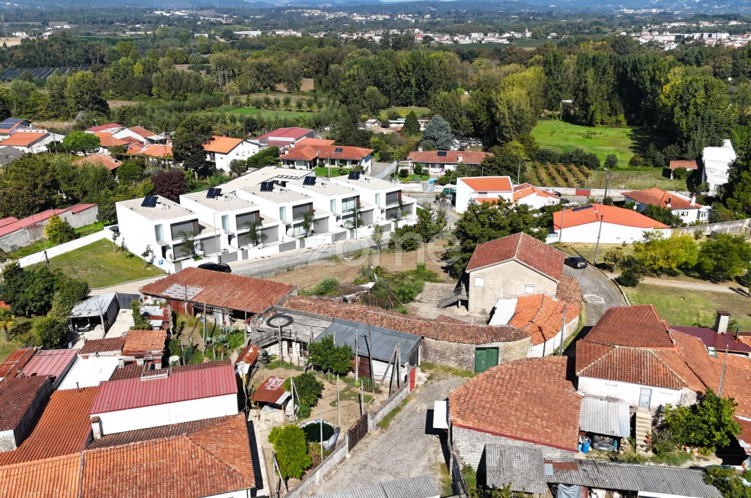 Moradia T3 para Venda em Merelim (São Paio), Panoias e Parada de Tibães Foto 16