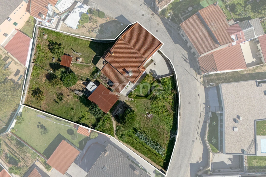 Moradia T3 para Venda em Ferreiros e Gondizalves Foto 1