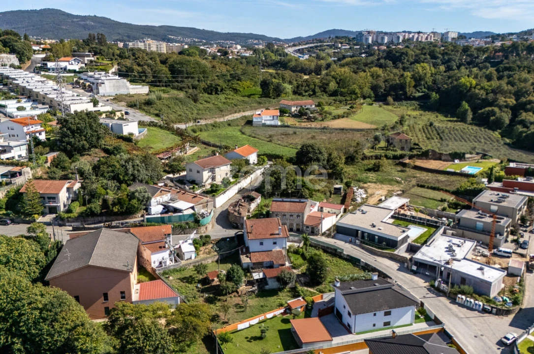 Moradia T3 para Venda em Ferreiros e Gondizalves Foto 27