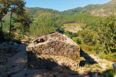 Moradia T1 para Venda em Cabril