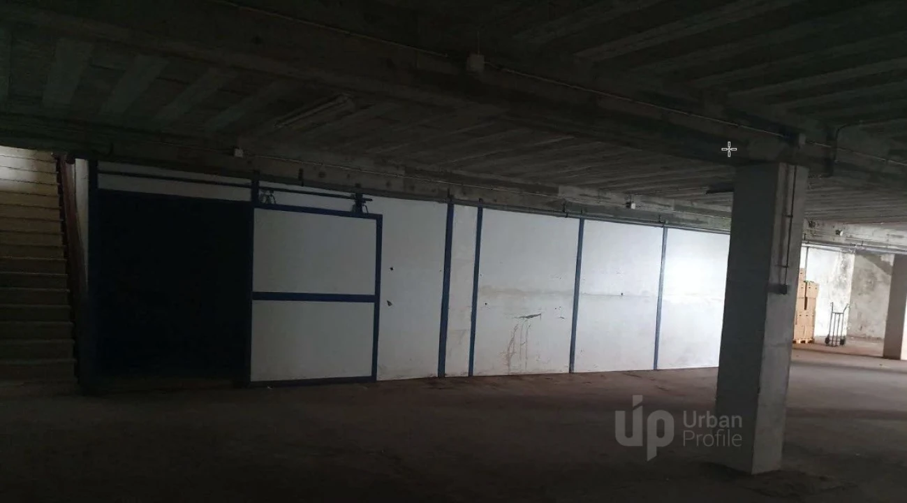 Armazém para Venda em Juncal Foto 6