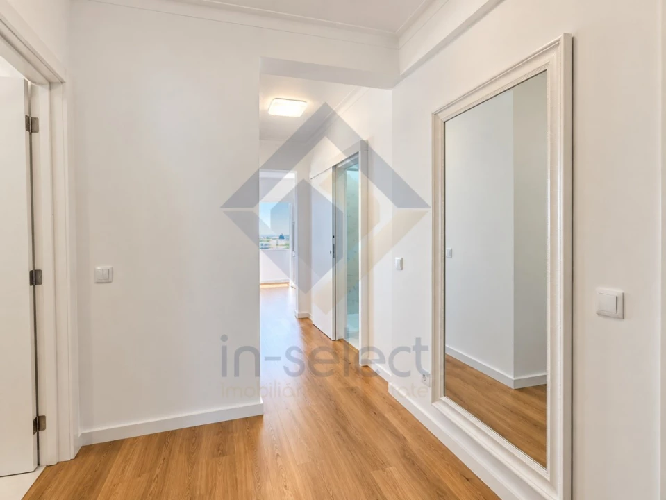 Apartamento T3 para Venda em Olhão Foto 7