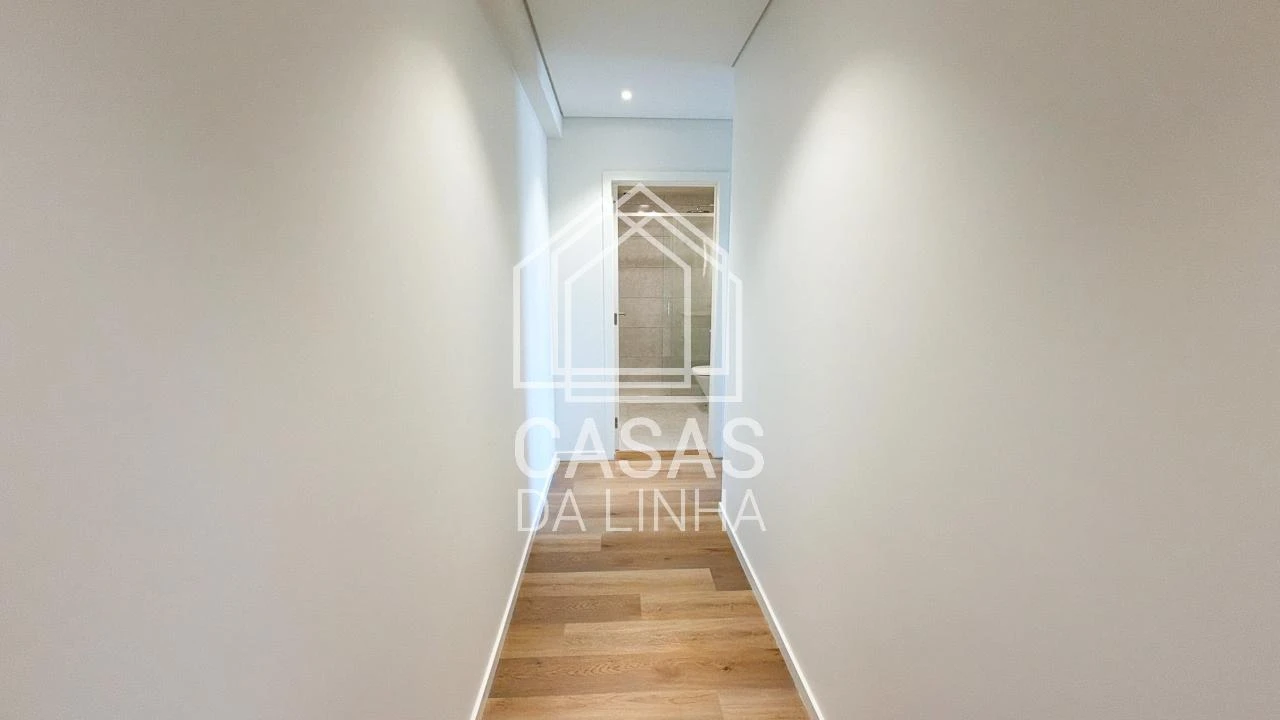 Apartamento T4 para Arrendamento em Lumiar Foto 19