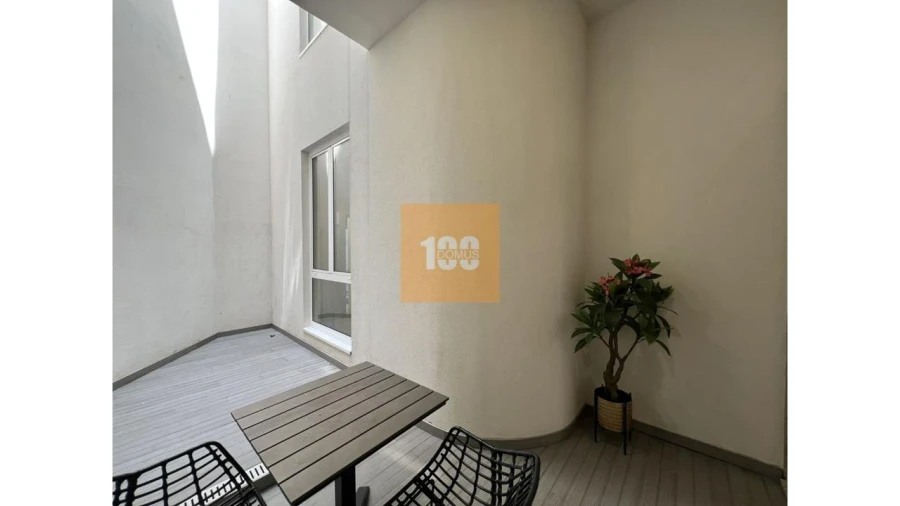 Apartamento T2 para Venda em Cedofeita, Santo Ildefonso, Sé, Miragaia, São Nicolau e Vitória Foto 5