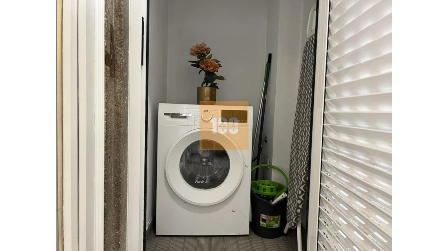 Apartamento T2 para Venda em Cedofeita, Santo Ildefonso, Sé, Miragaia, São Nicolau e Vitória Foto 9