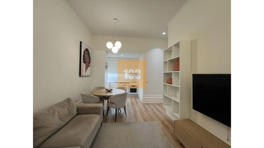 Apartamento T2 para Venda em Cedofeita, Santo Ildefonso, Sé, Miragaia, São Nicolau e Vitória Foto 6