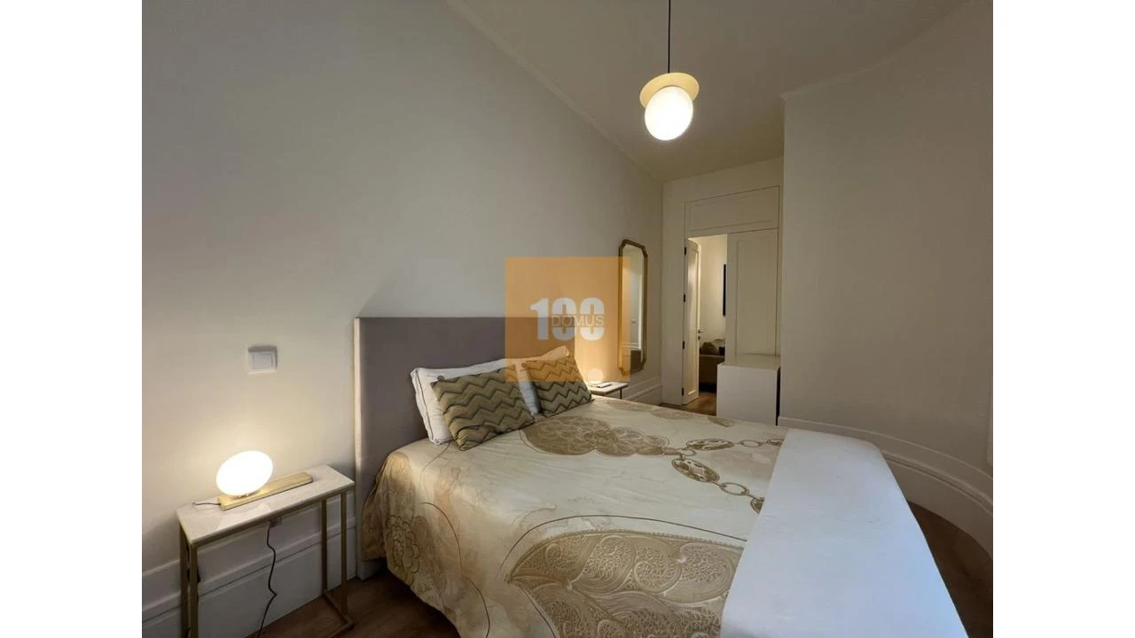 Apartamento T2 para Venda em Cedofeita, Santo Ildefonso, Sé, Miragaia, São Nicolau e Vitória Foto 15