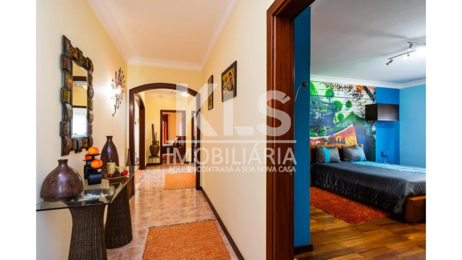 Moradia T5 para Venda em Marinha das Ondas Foto 32