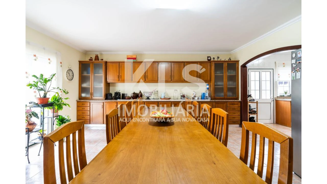 Moradia T5 para Venda em Marinha das Ondas Foto 21