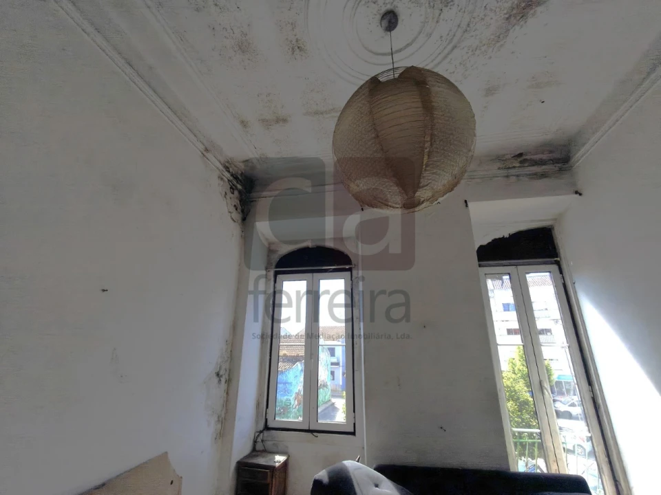 Moradia T3 para Venda em Almeirim Foto 12