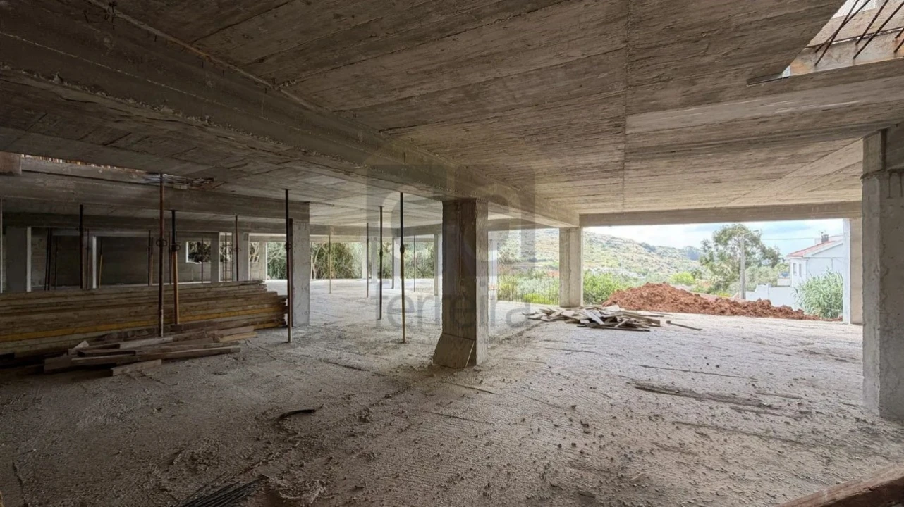 Moradia T2 para Venda em Fanhões Foto 18