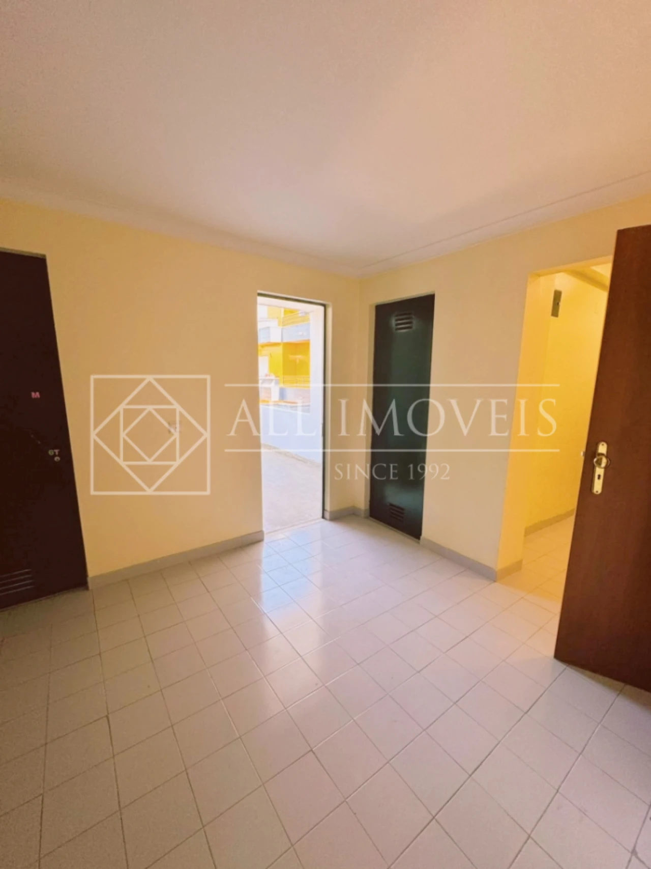 Apartamento T3 para Venda em Laranjeiro e Feijó Foto 4