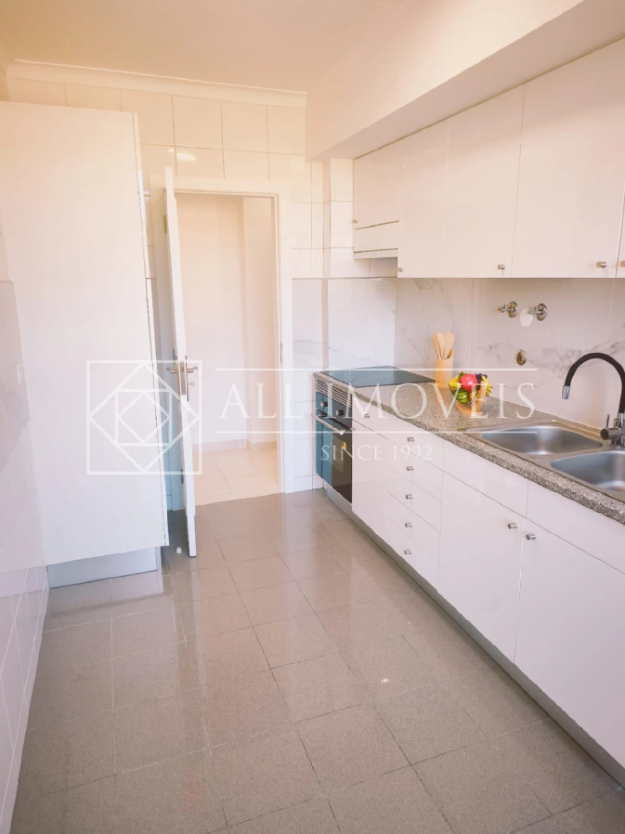 Apartamento T3 para Venda em Laranjeiro e Feijó Foto 9