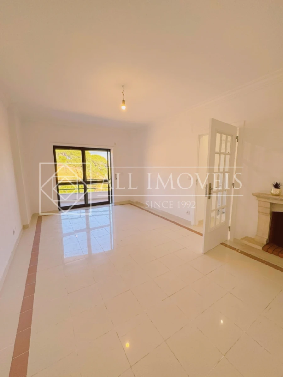 Apartamento T3 para Venda em Laranjeiro e Feijó Foto 12