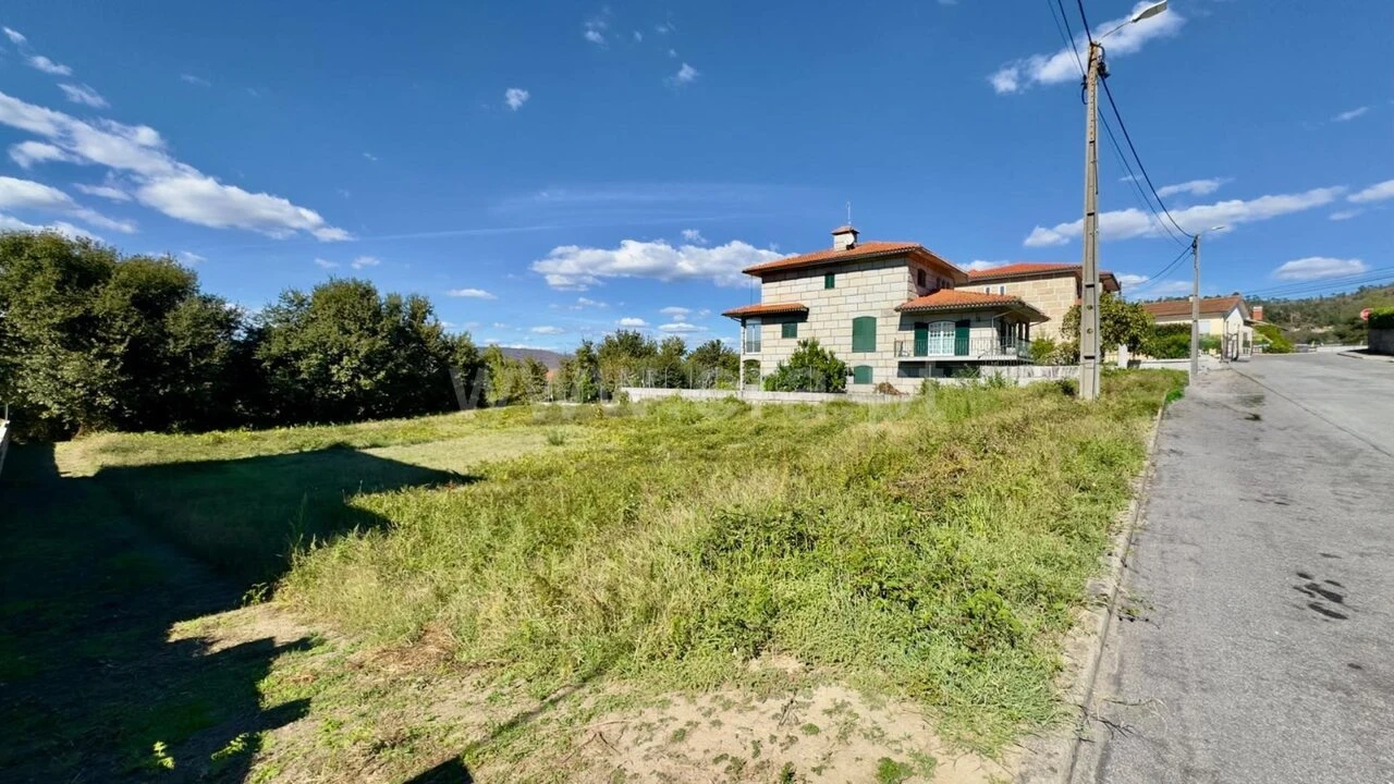 Terreno para Venda em Vila Boa do Bispo Foto 1