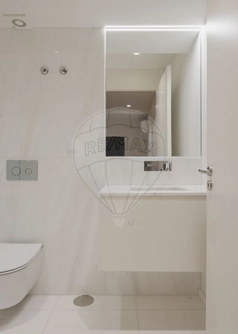 Apartamento T3 para Venda em Avenidas Novas