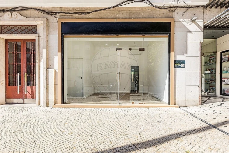 Loja para Arrendamento em Areeiro Foto 15
