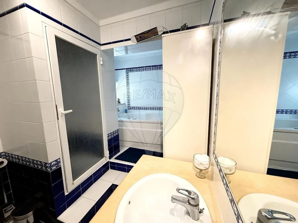 Moradia T4 para Venda em Lourinhã e Atalaia Foto 5