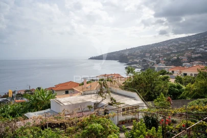 Moradia T3 para Venda em Santa Cruz