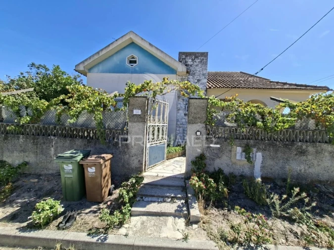Moradia T3 para Venda em Fernao Ferro Foto 2