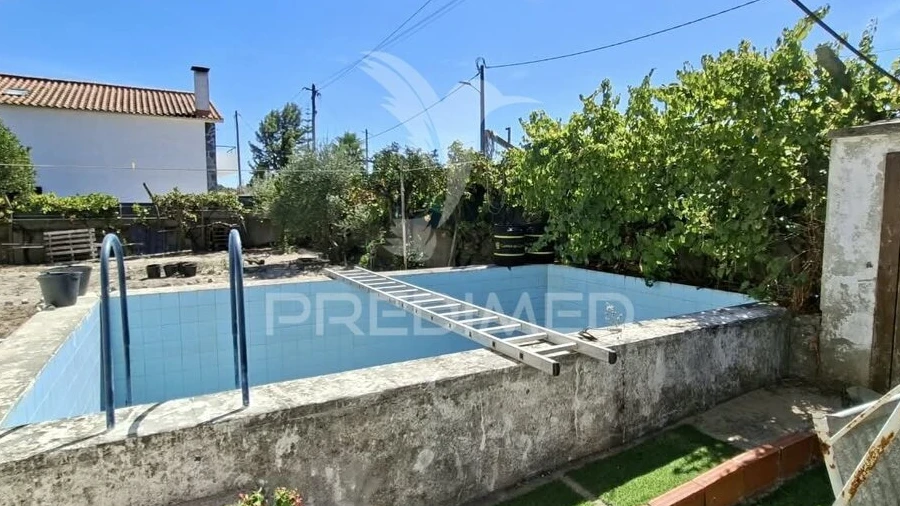 Moradia T3 para Venda em Fernao Ferro