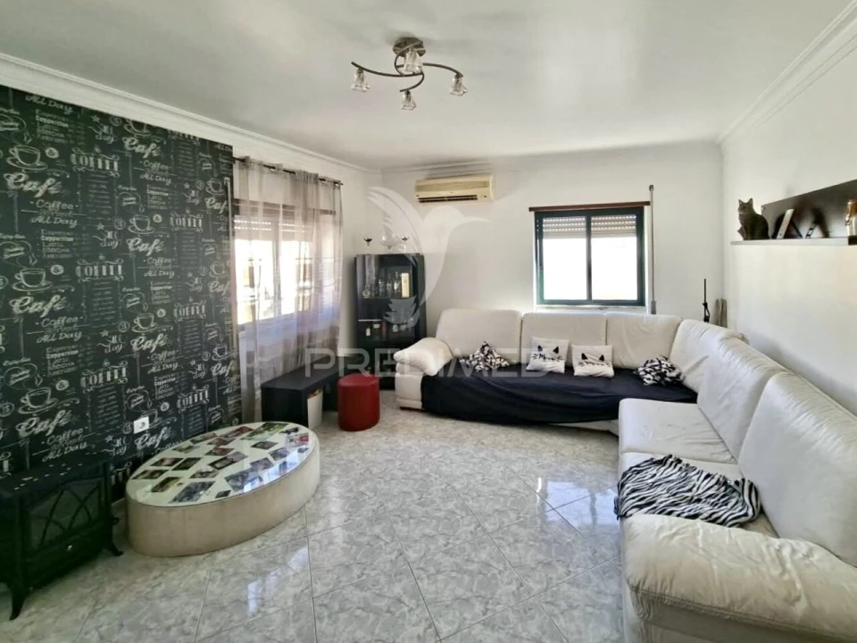 Apartamento T3 para Venda em Alhos Vedros Foto 1