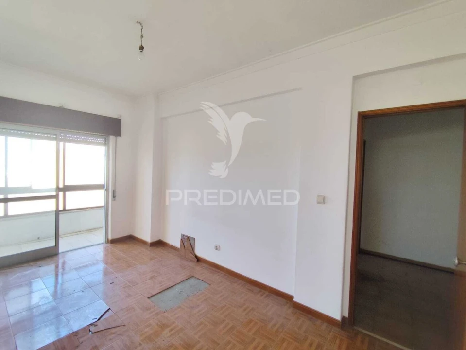 Apartamento T2 para Venda em Seixal, Arrentela e Aldeia de Paio Pires Foto 23